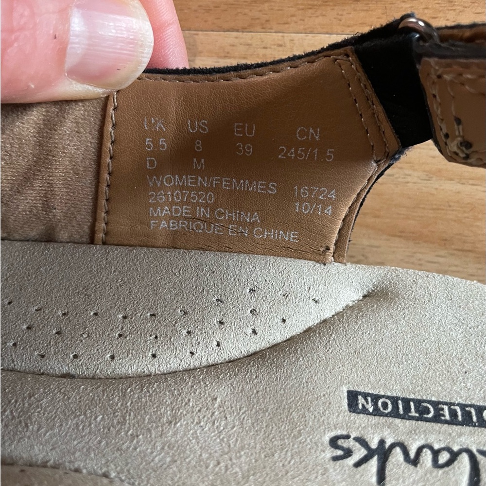 Ladies Clarks Leather Sandals - Sz 8 - Picture 5 of 9